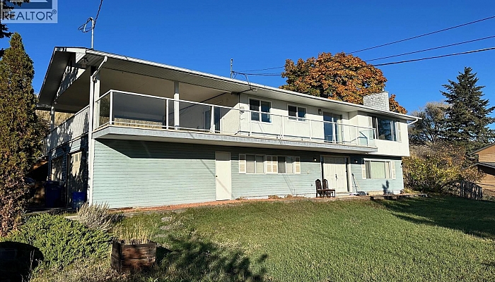 7910 Lakeview Drive - Photo 1