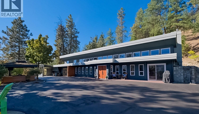 5290 Trepanier Bench Road - Photo 1