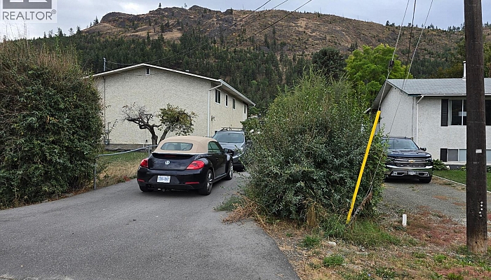 2606 Applewood Road - Photo 1