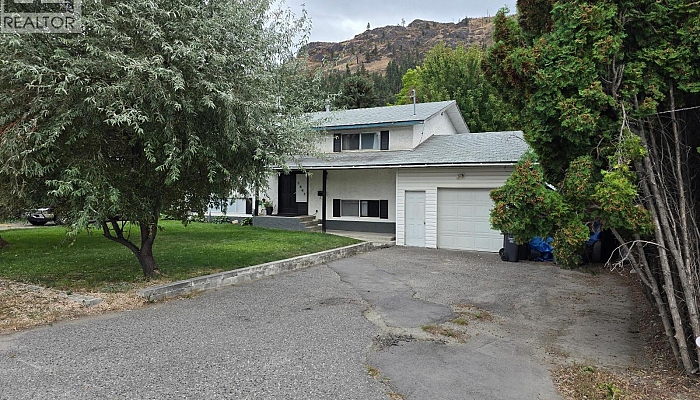 1407 Hudson Road - Photo 1