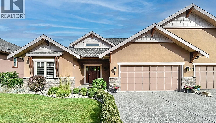 2450 Selkirk Drive Unit# 8 - Photo 1