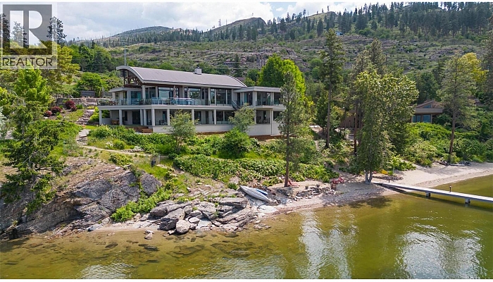 5560 Lakeshore Road - Photo 1