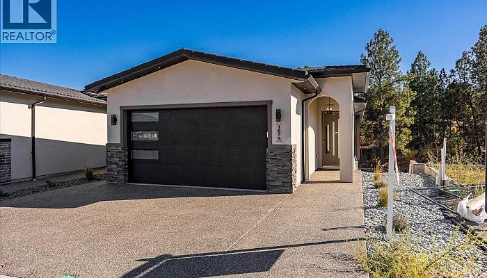 1675 HARBOUR VIEW Crescent - Photo 1