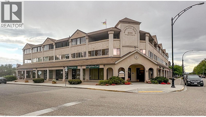 200 Dougall Road N Unit# 102B - Photo 1