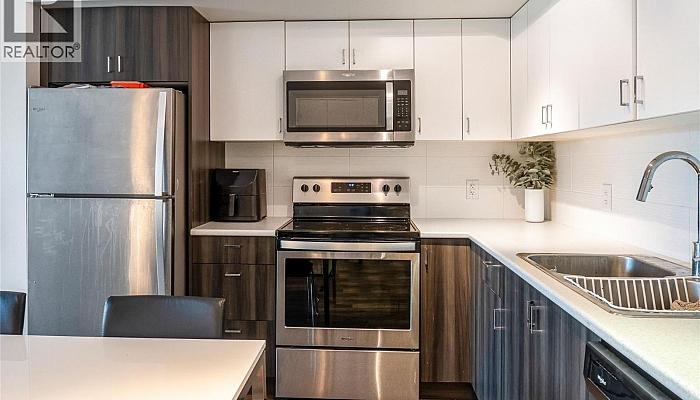 655 Academy Way Unit# 121 - Photo 1