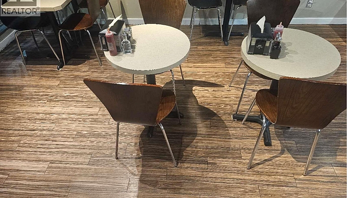 1890 Cooper Road Unit# 1, c/o - Photo 1