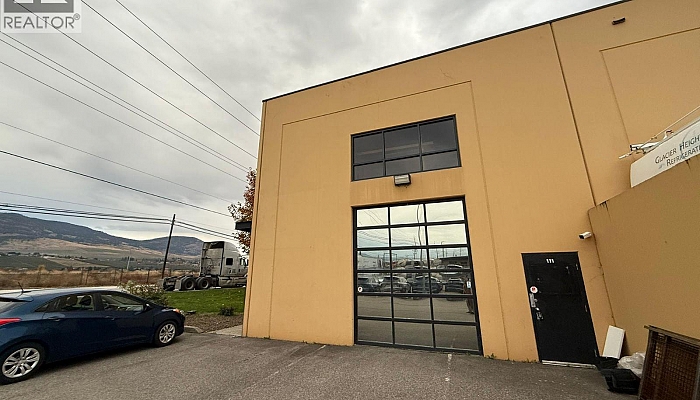 140 Commercial Drive Unit# 111 - Photo 1