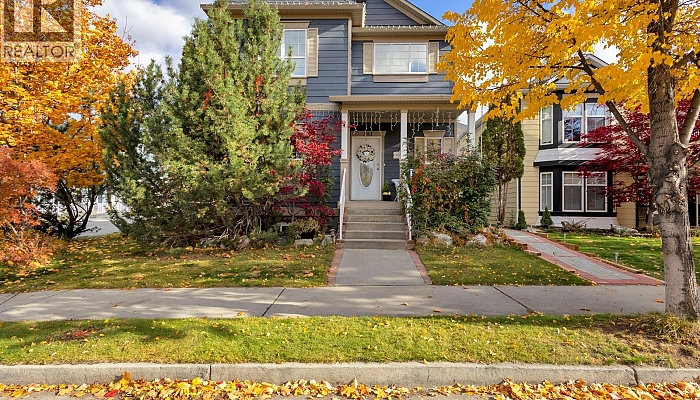 393 McCarren Avenue - Photo 1