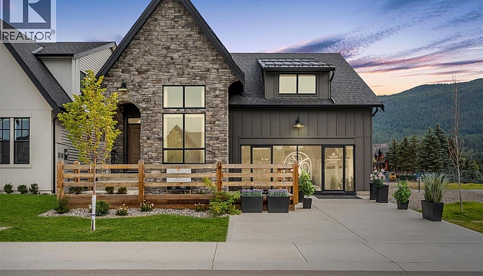 2444 Bradley Drive - Photo 1