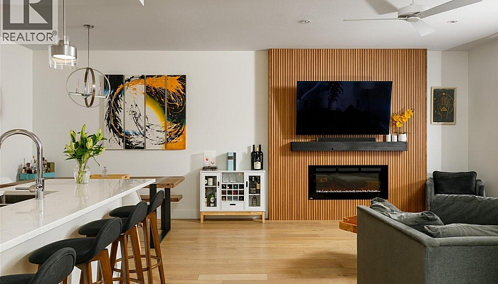 1025 Cawston Avenue - Photo 1