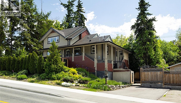 2100 32 Avenue - Photo 1