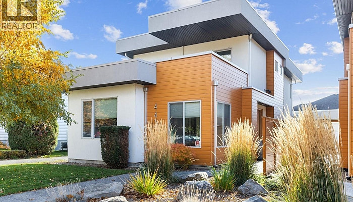 443 Christleton Avenue - Photo 1