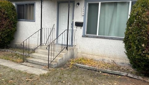 3595 Lakeshore Road - Photo 1