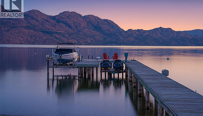 2577 Whitworth Road - Photo 1