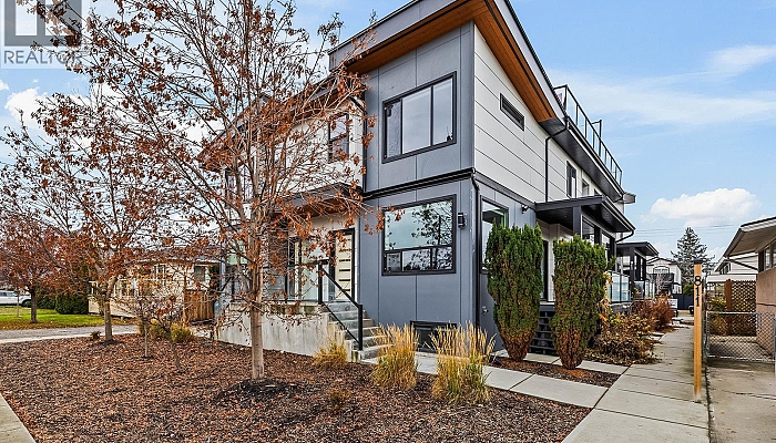 813 Rose Avenue - Photo 1