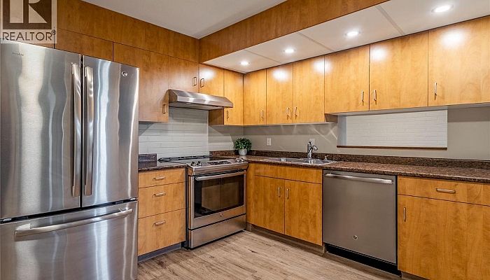 1915 Pacific Court Unit# 407 - Photo 1