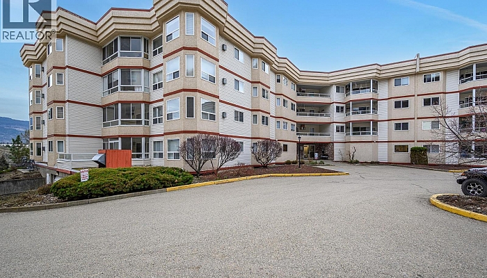 3806 35 Avenue Unit# 401 - Photo 1