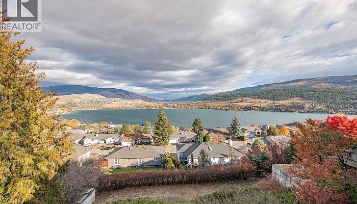 7903 Lakeview Drive - Photo 1