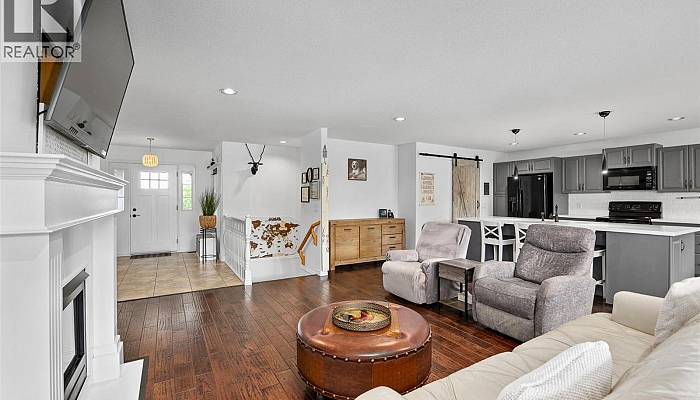 1503 Tanemura Crescent - Photo 1