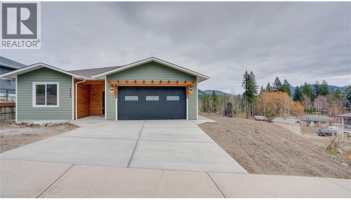 2123 Mountain View Avenue - Photo 1