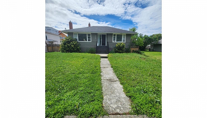 425 Glenwood Avenue - Photo 1