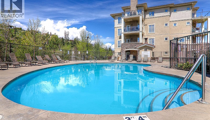 1875 Country Club Drive Unit# 1402 - Photo 1