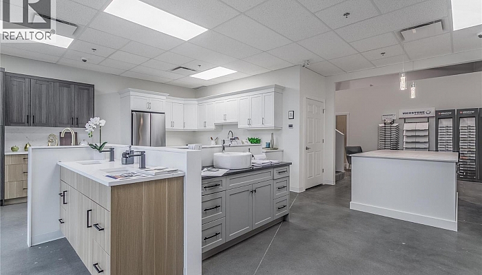 1990 Landsdowne Place Unit# 2 - Photo 1