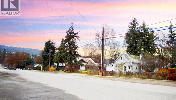 607 REGENT Avenue - Photo 1