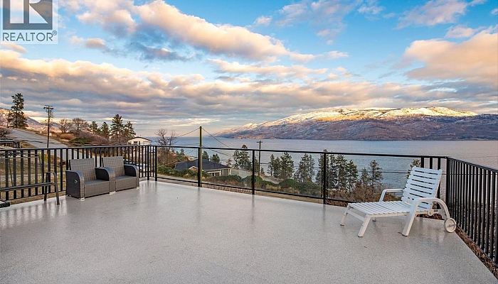 6178 Lipsett Avenue - Photo 1