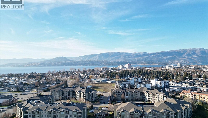 3735 Casorso Road Unit# 305 - Photo 1