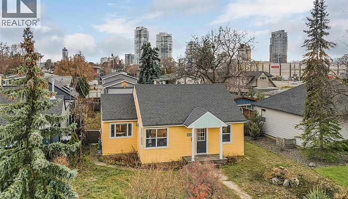 541 Okanagan Boulevard - Photo 1