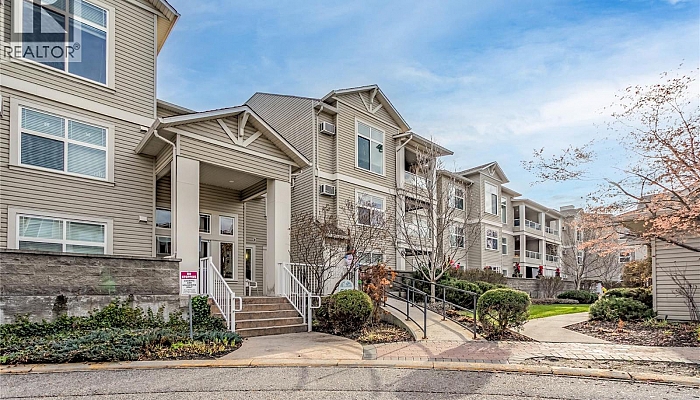 515 Houghton Road Unit# 221 - Photo 1