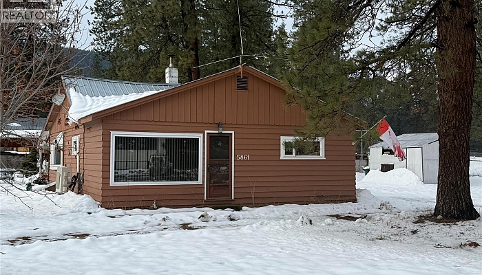 5861 33 Highway - Photo 1