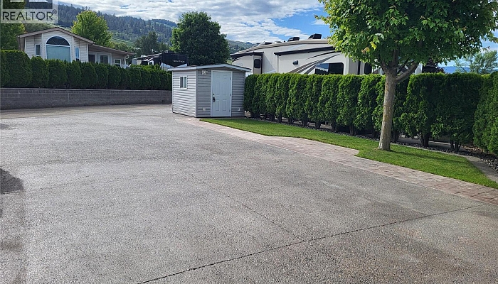 8000 Highland Road Unit# 113 - Photo 1