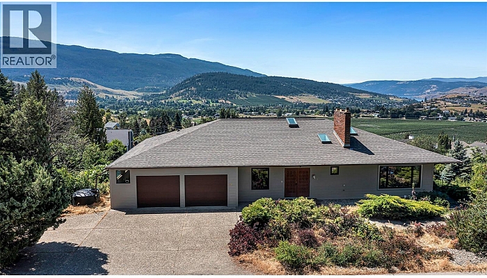 460 Crestview Drive - Photo 1