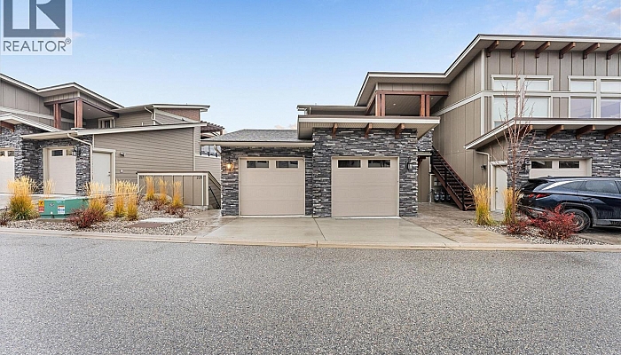 4000 REDSTONE Crescent Unit# 220 - Photo 1