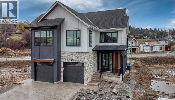 937 Bull Crescent - Photo 1