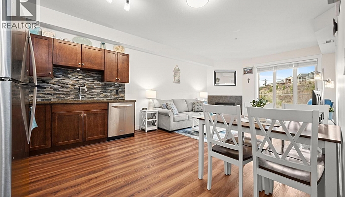 1875 Country Club Drive Unit# 1405 - Photo 1