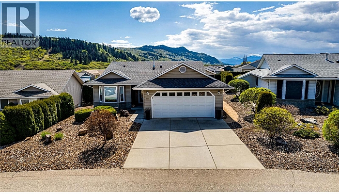 855 8 Avenue - Photo 1