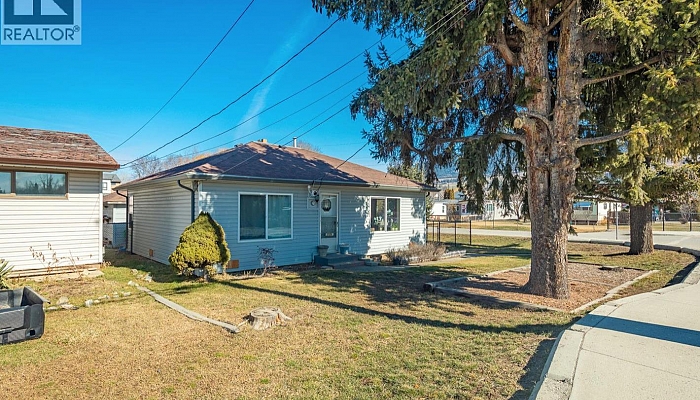 3156 Woodsdale Road - Photo 1