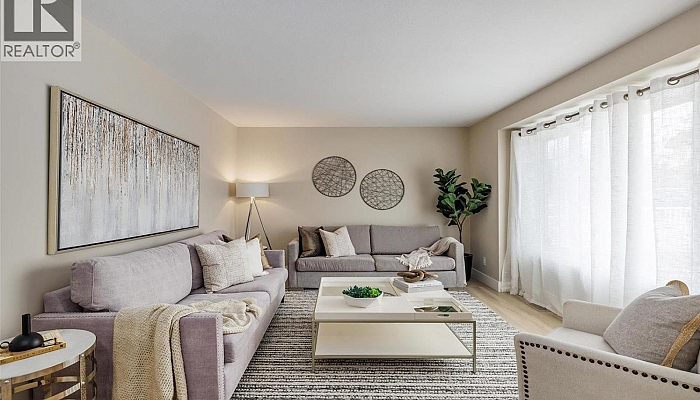 1009 Hudson Road - Photo 1