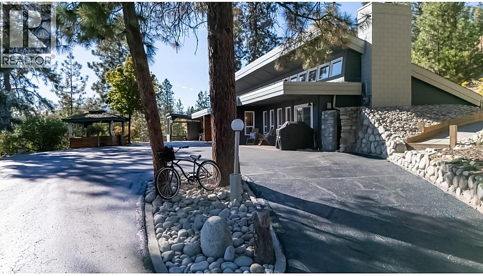 5290 Trepanier Bench Road - Photo 1