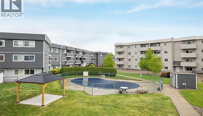 715 Leathead Road Unit# 252 - Photo 1