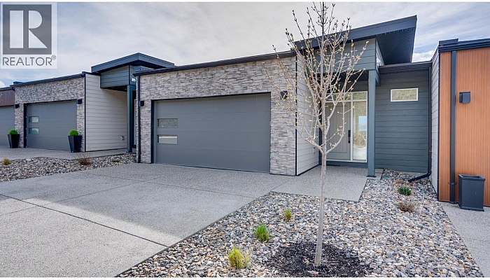 7735 OKANAGAN HILLS Boulevard Unit# 20 - Photo 1