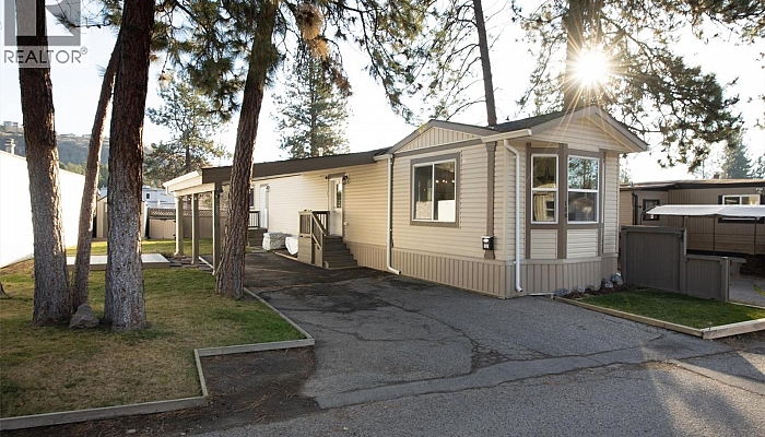 1999 Highway 97 S Unit# 138 - Photo 1