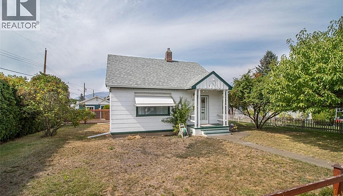 1408 Graham Street - Photo 1