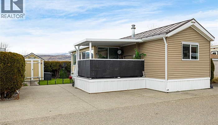 8000 Highland Road Unit# 33 - Photo 1