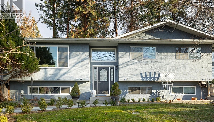 5173 Chute Lake Crescent - Photo 1