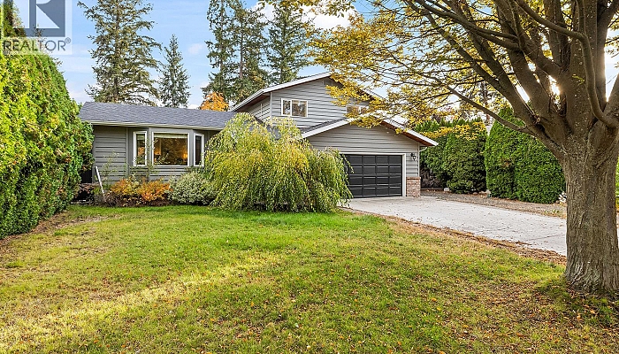 875 Coronado Crescent - Photo 1