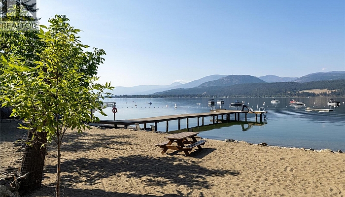 83 Peregrine Way Unit# 21 - Photo 1